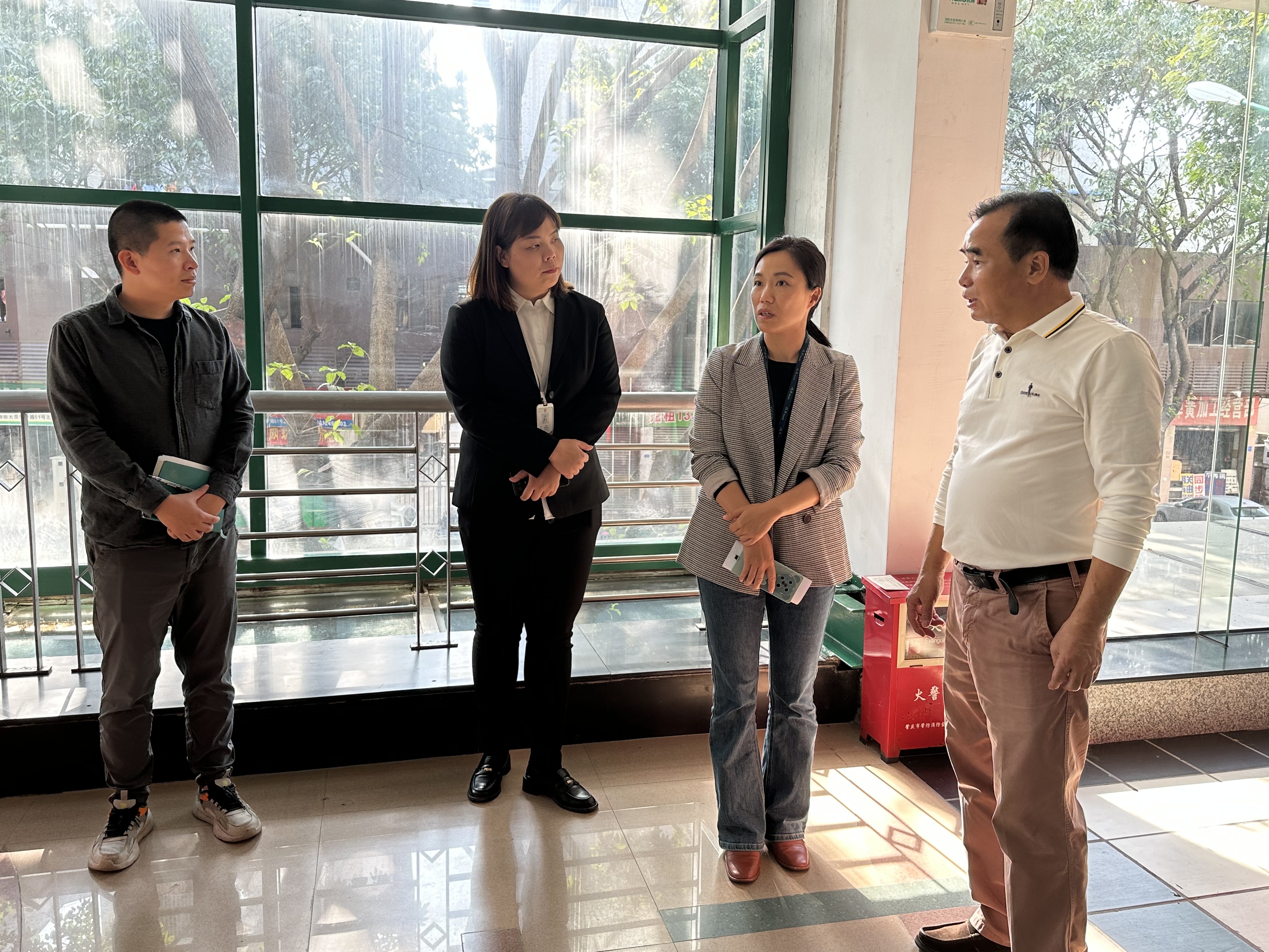 热烈欢迎顺德区科技局领导一行莅临新恒基众创空间站调研指导！